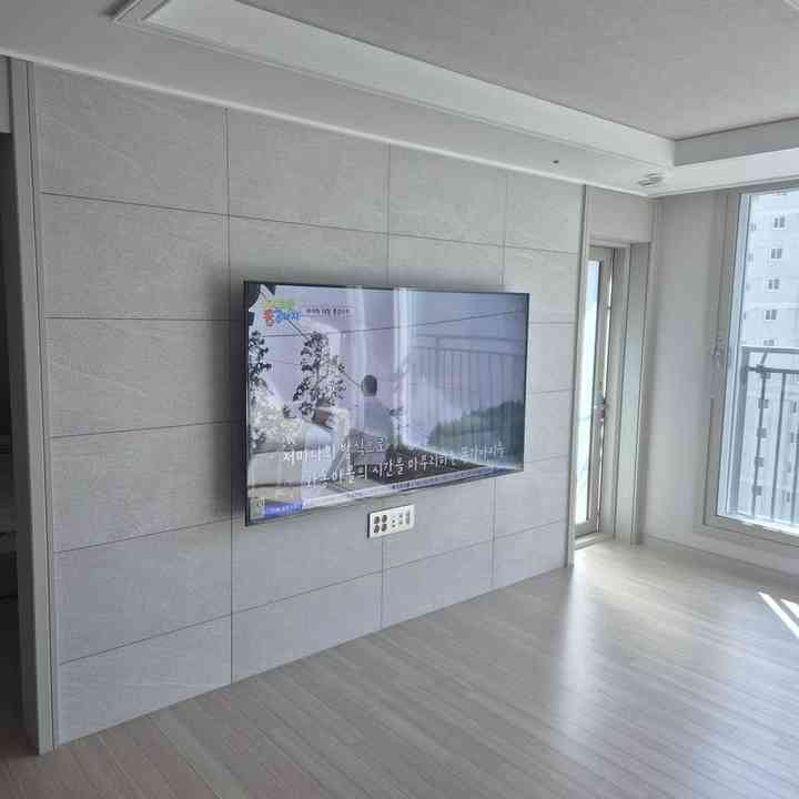 벽면 상태 무타공 벽걸이TV