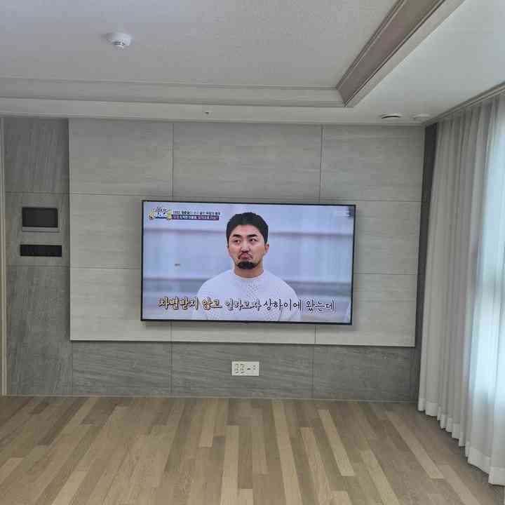 벽면 수평 벽걸이TV 설치
