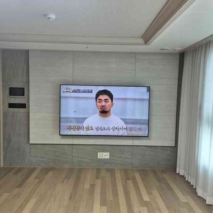 벽면 상태 무타공 벽걸이TV