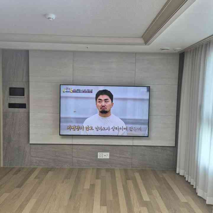 벽면 수평 벽걸이TV 설치