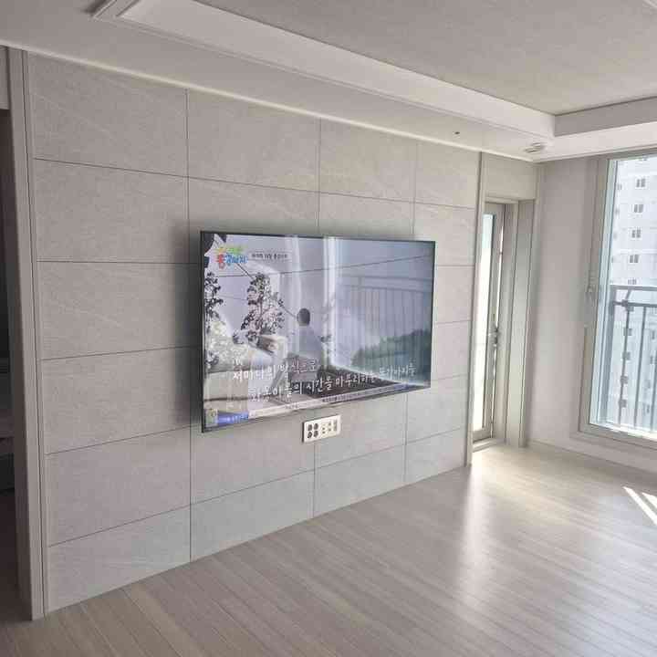 벽면 상태 무타공 벽걸이TV