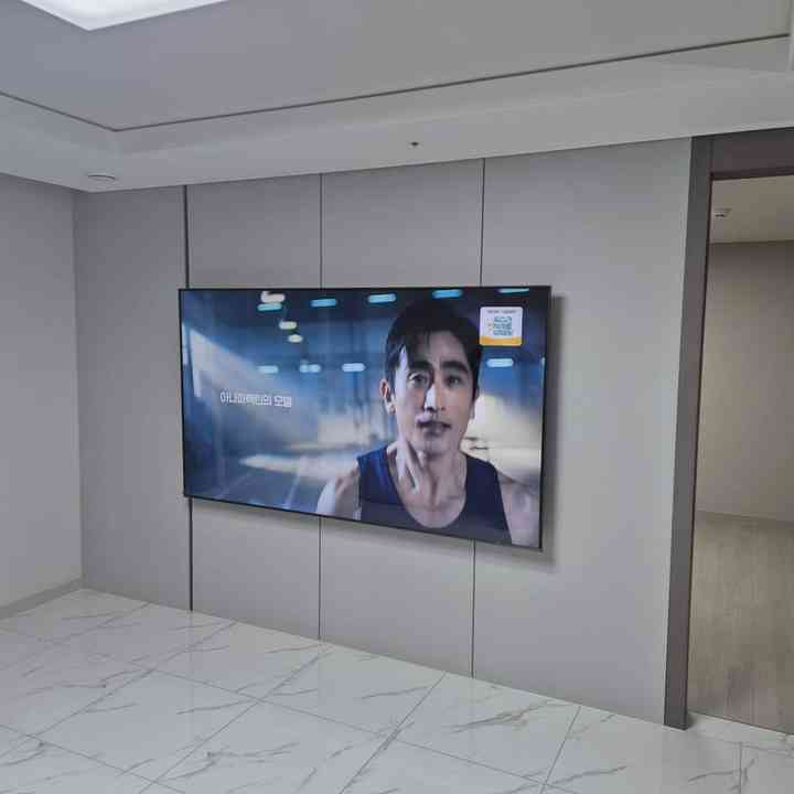 석재 마감 벽걸이TV 설치