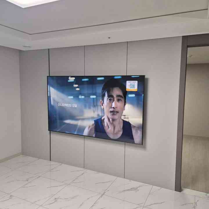 벽면 수평 무타공 벽걸이TV